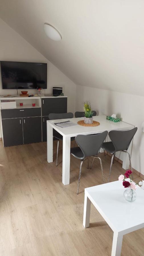 Ferienwohnung Kvilda! Apartman Terezka Exterior foto